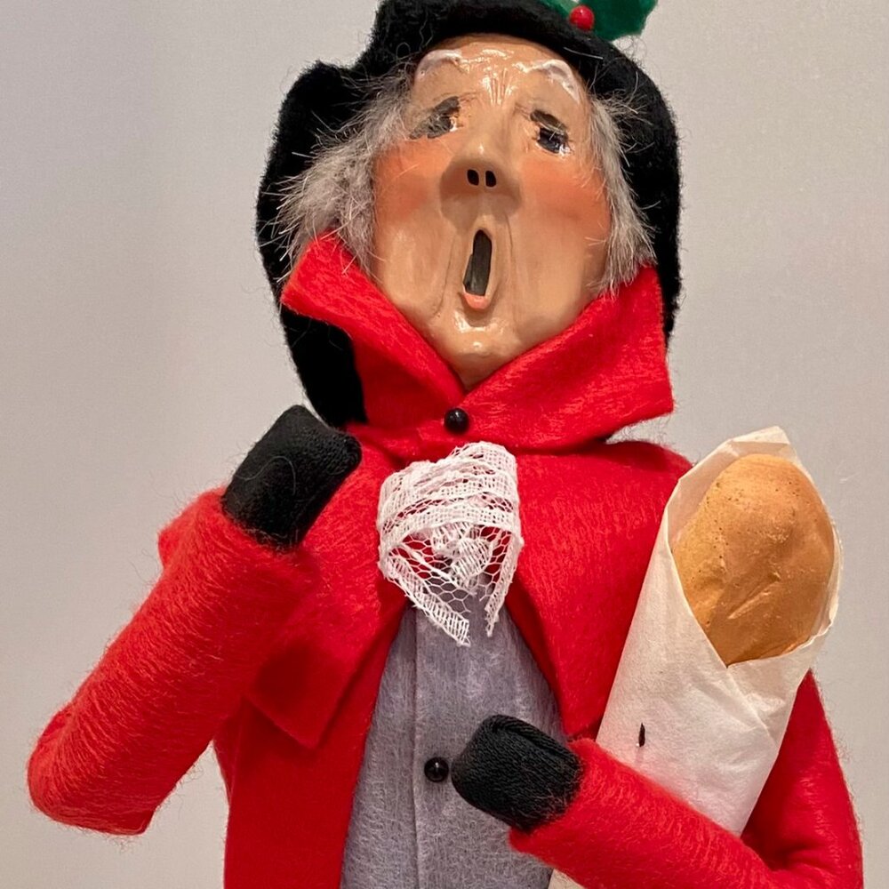 Byers' Choice COllectible Caroler bringing home the bread